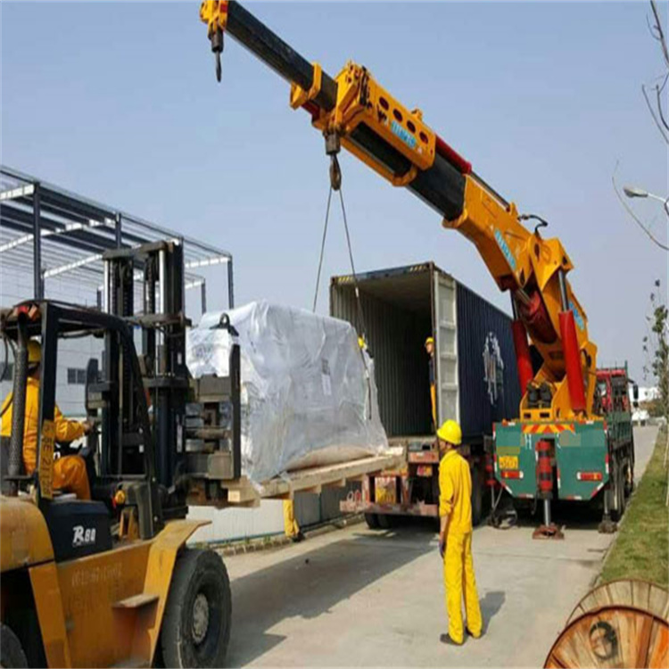 金湾吊车租赁价格、流程、安全标准全解析，快速解决施工难题